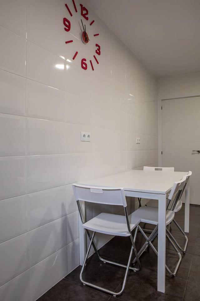 Lovely 3 Bedroom Apartment Next To Fuencarral Madrid Exteriör bild
