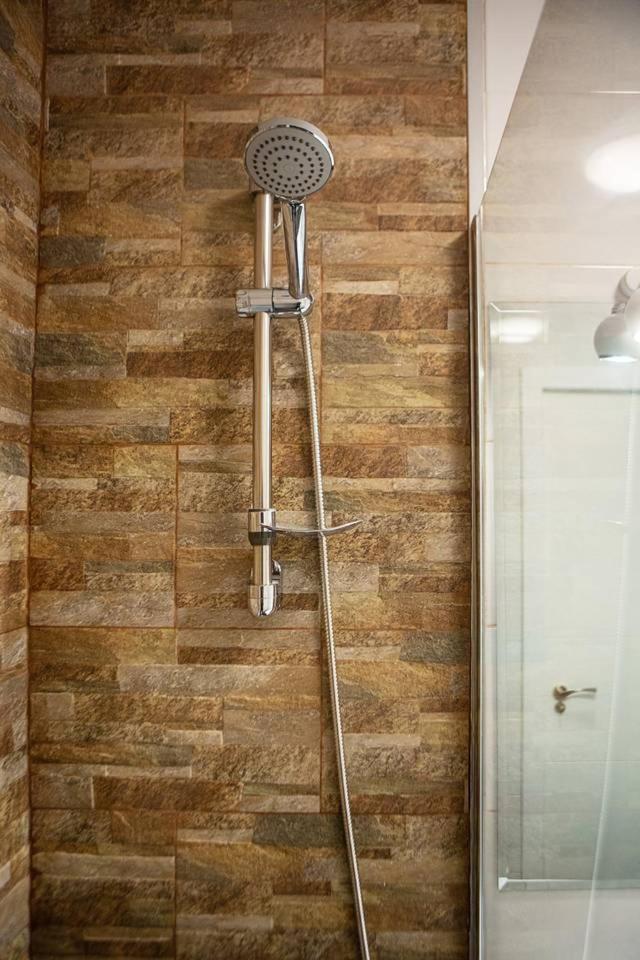 Lovely 3 Bedroom Apartment Next To Fuencarral Madrid Exteriör bild