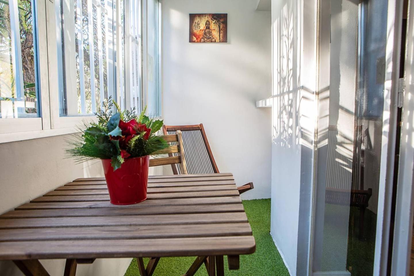 Lovely 3 Bedroom Apartment Next To Fuencarral Madrid Exteriör bild