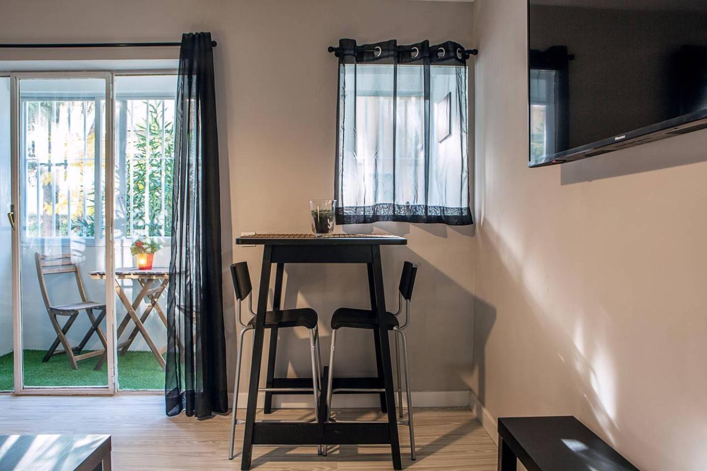 Lovely 3 Bedroom Apartment Next To Fuencarral Madrid Exteriör bild
